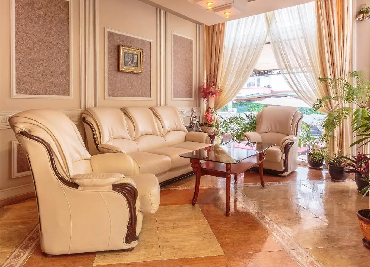 Семеен Хотел Империал Primorsko Hotel